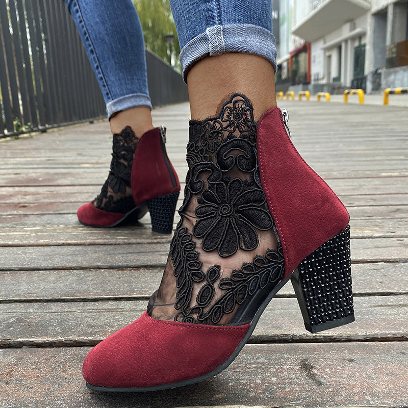 Elegante sommerliche Damenspitzen aus Spitze – Stil und Komfort garantiert