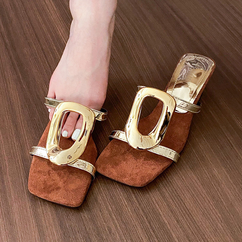 Elegante Retro High Heel Sandalen mit Quadratischer Zehen für einen schicken und anspruchsvollen Stil
