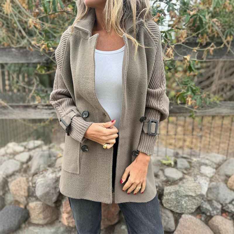 Sola - Zeitlose Eleganz in einem warmen Mantel mittlerer Länge