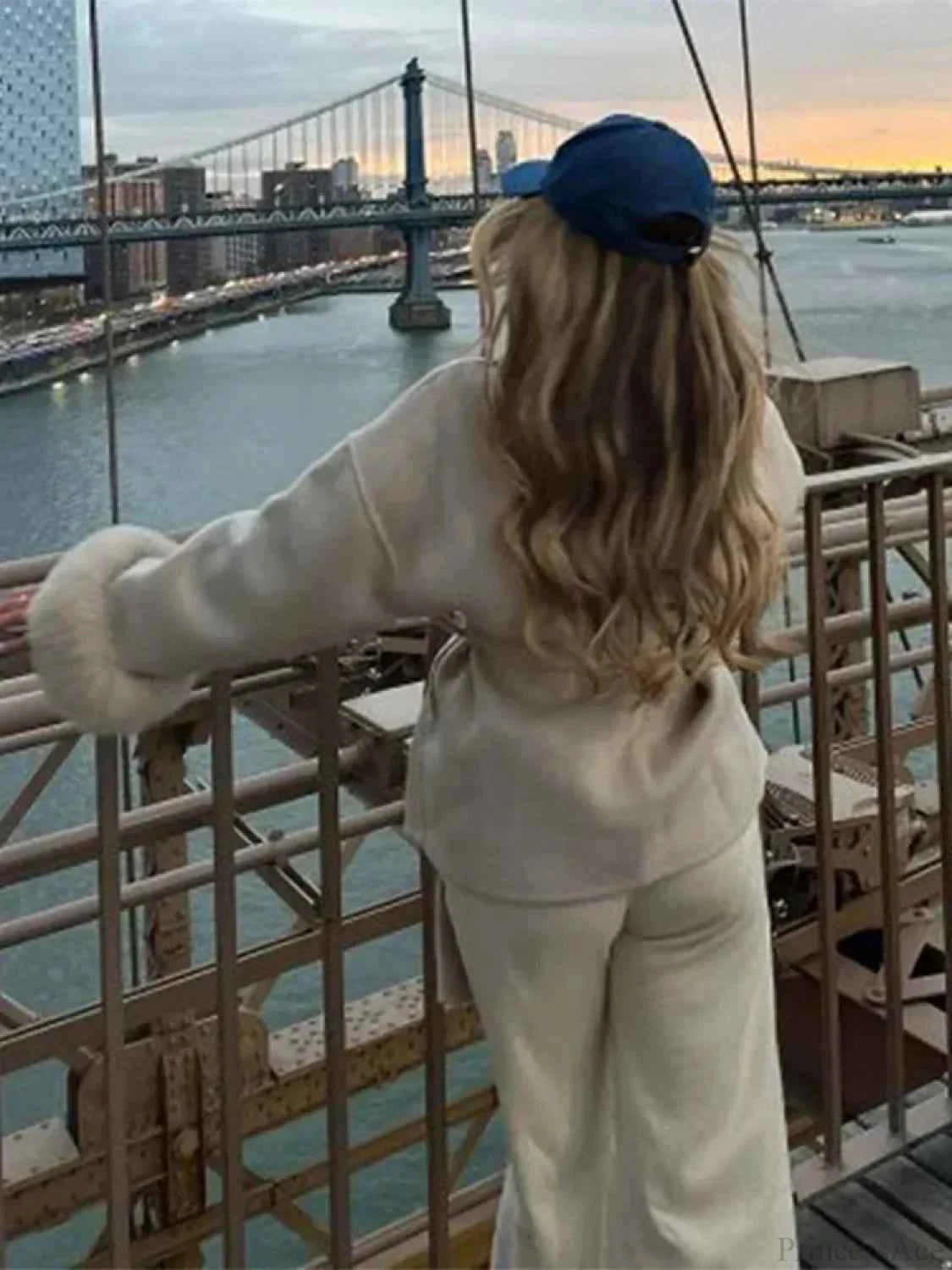 Luxuriöser dicker Woll-Doppelreihiger Mantel mit Revers für warme Eleganz