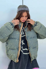 Modische Jacke mit distressed-Effekt und Kreuz-Armreiferring