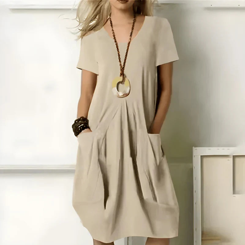Odeline | Luxuriöse entspannte Eleganz im minimalistischen Design