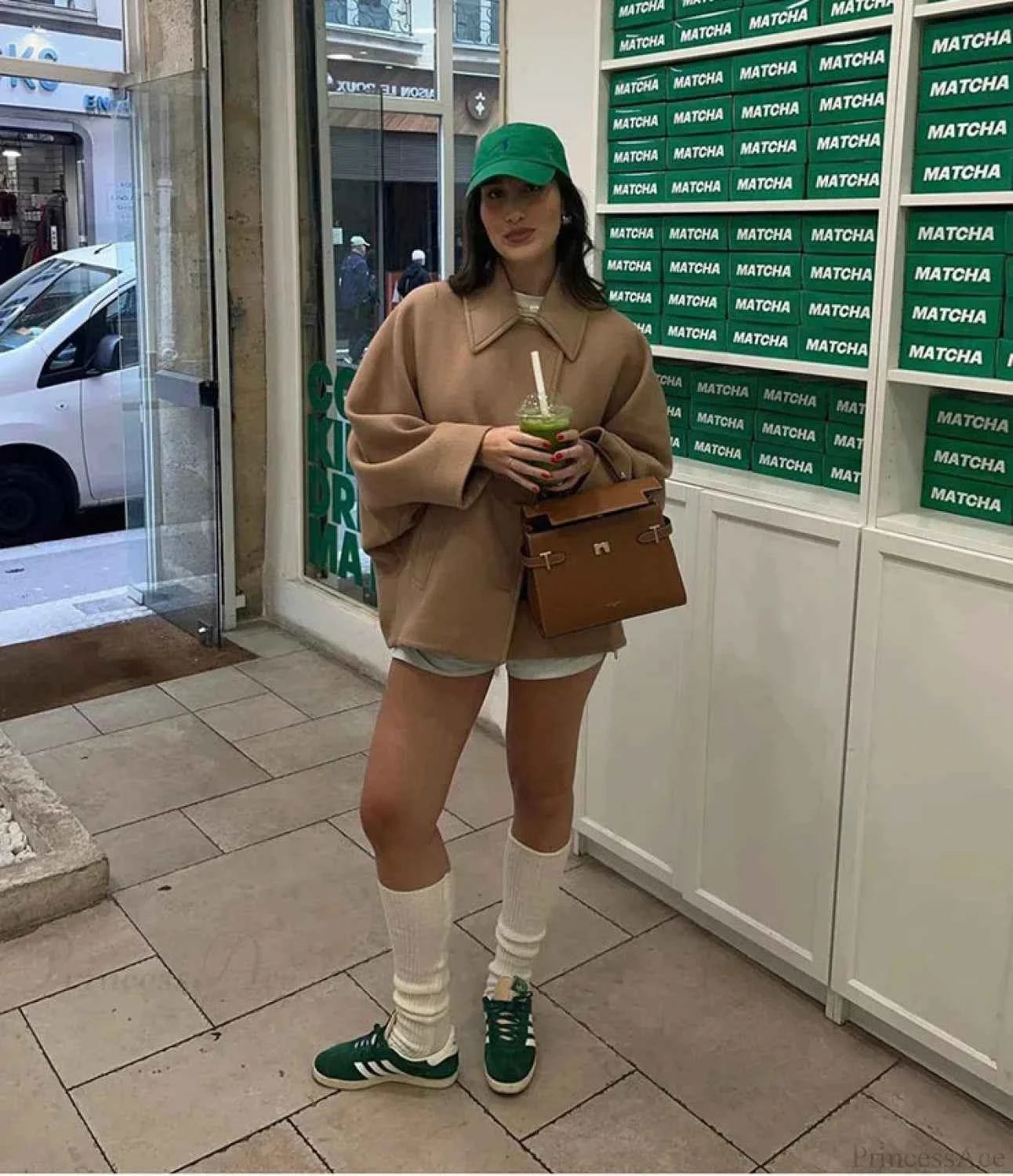 Vintage-Strampelanzug aus Wolle mit elegantem Kaki-Revers