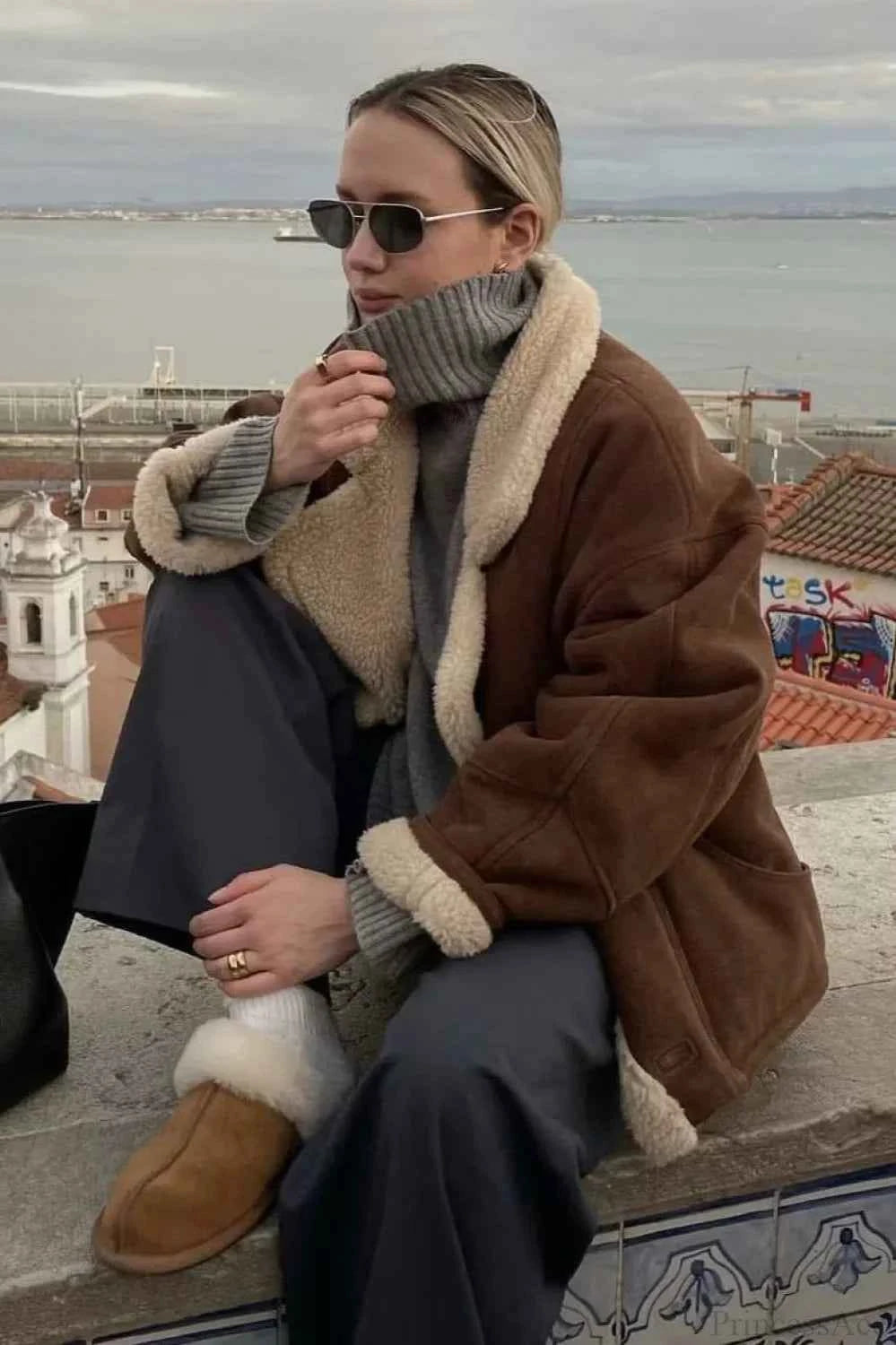 Vintage Mantel Sherpa Oversize Ultra Warm